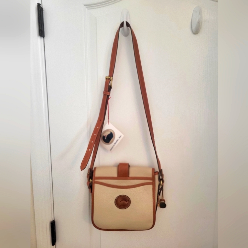 Dooney & Bourke